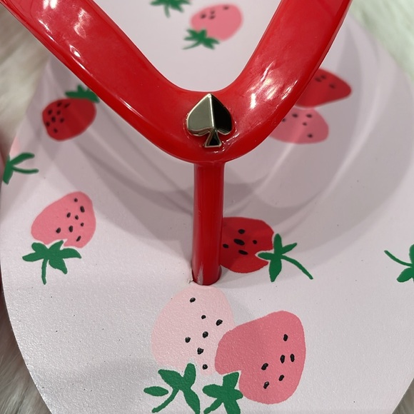 KATE SPADE New Fiji Flip Flops - Picture 5 of 9